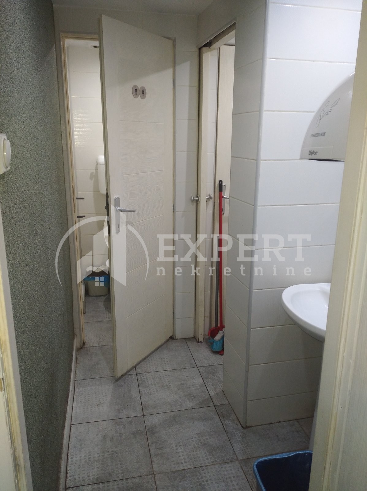 Lokal, 112 m2, Centar, Obrenovićeva ID: i-010805 9