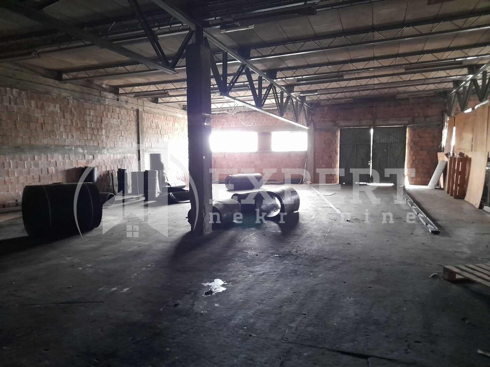 Lokal, 11817 m2, Mramorsko Brdo, Topličkog partizanskog odreda ID: i-09662 10