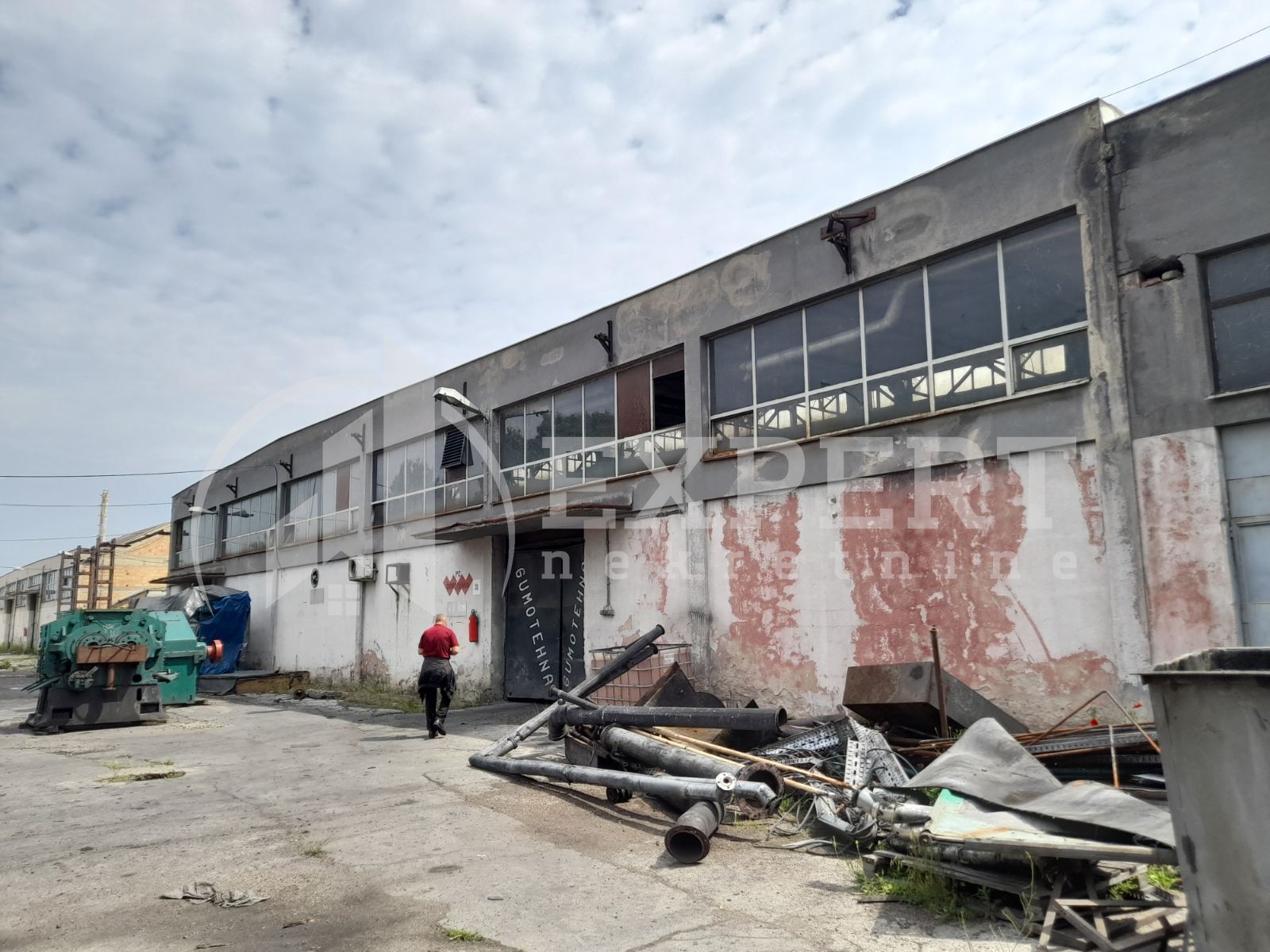 Lokal, 11817 m2, Mramorsko Brdo, Topličkog partizanskog odreda ID: i-09662 1