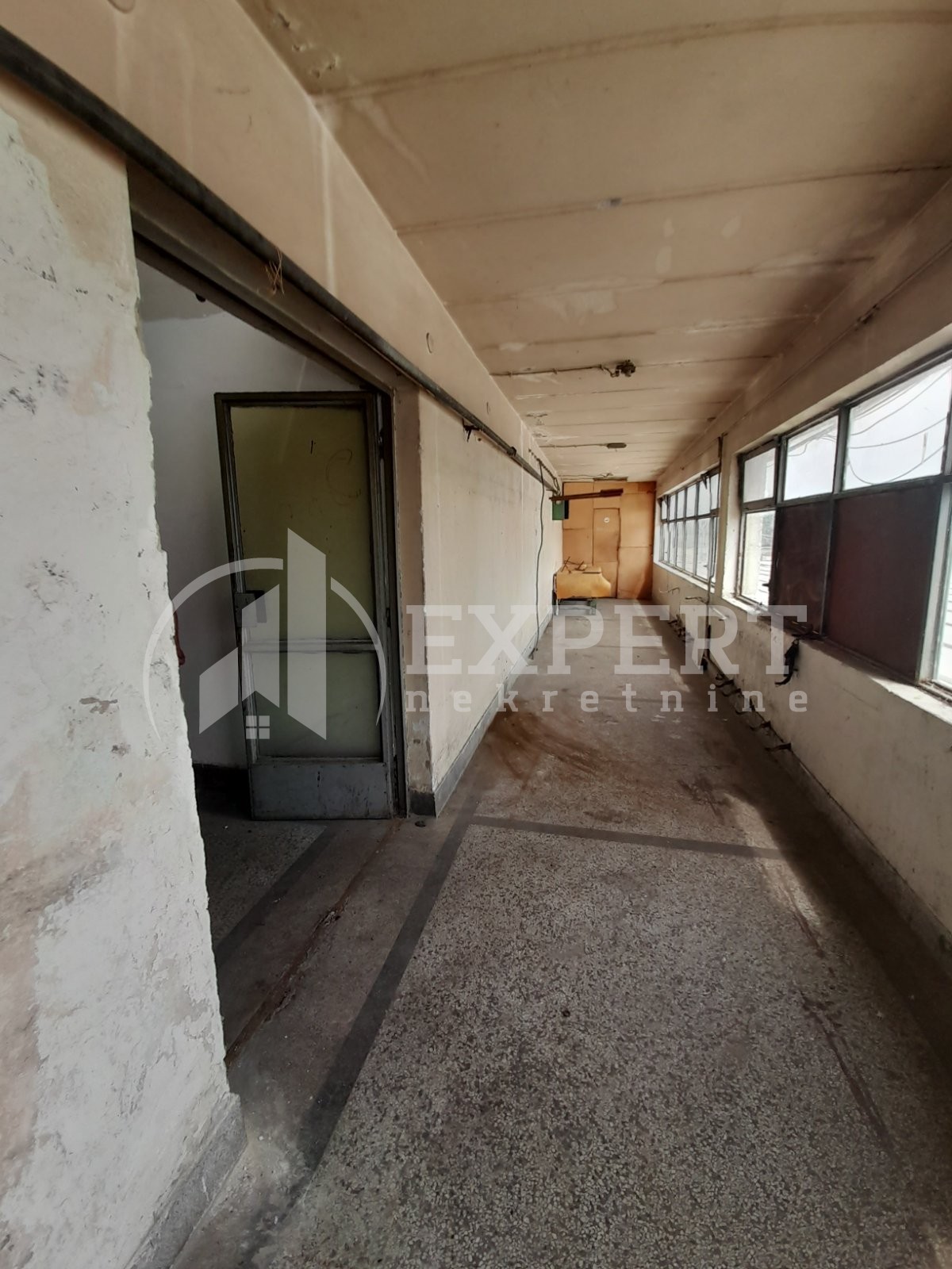 Lokal, 11817 m2, Mramorsko Brdo, Topličkog partizanskog odreda ID: i-09662 7