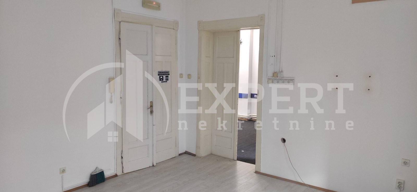 Lokal, 119 m2, Centar, Obrenovićeva ID: i-04843 8