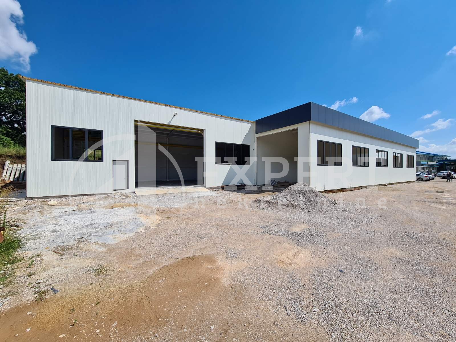 Lokal, 1200 m2, Dušana Trifunca ID: i-09366 15