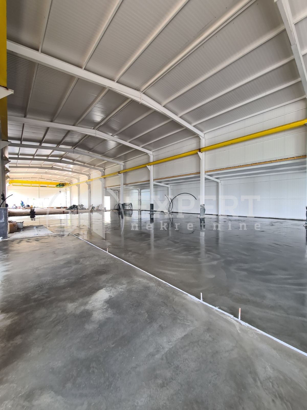 Lokal, 1200 m2, Dušana Trifunca ID: i-09366 1