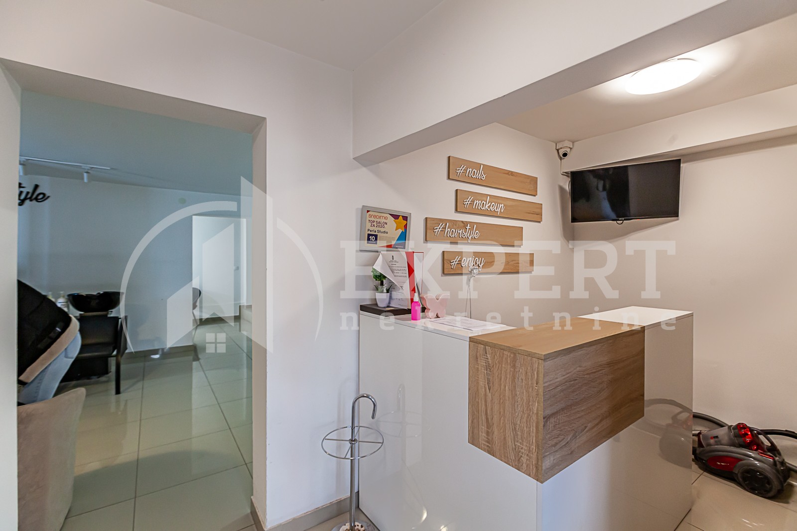 Lokal, 125 m2, Čair, Cara Dušana ID: i-011057 1
