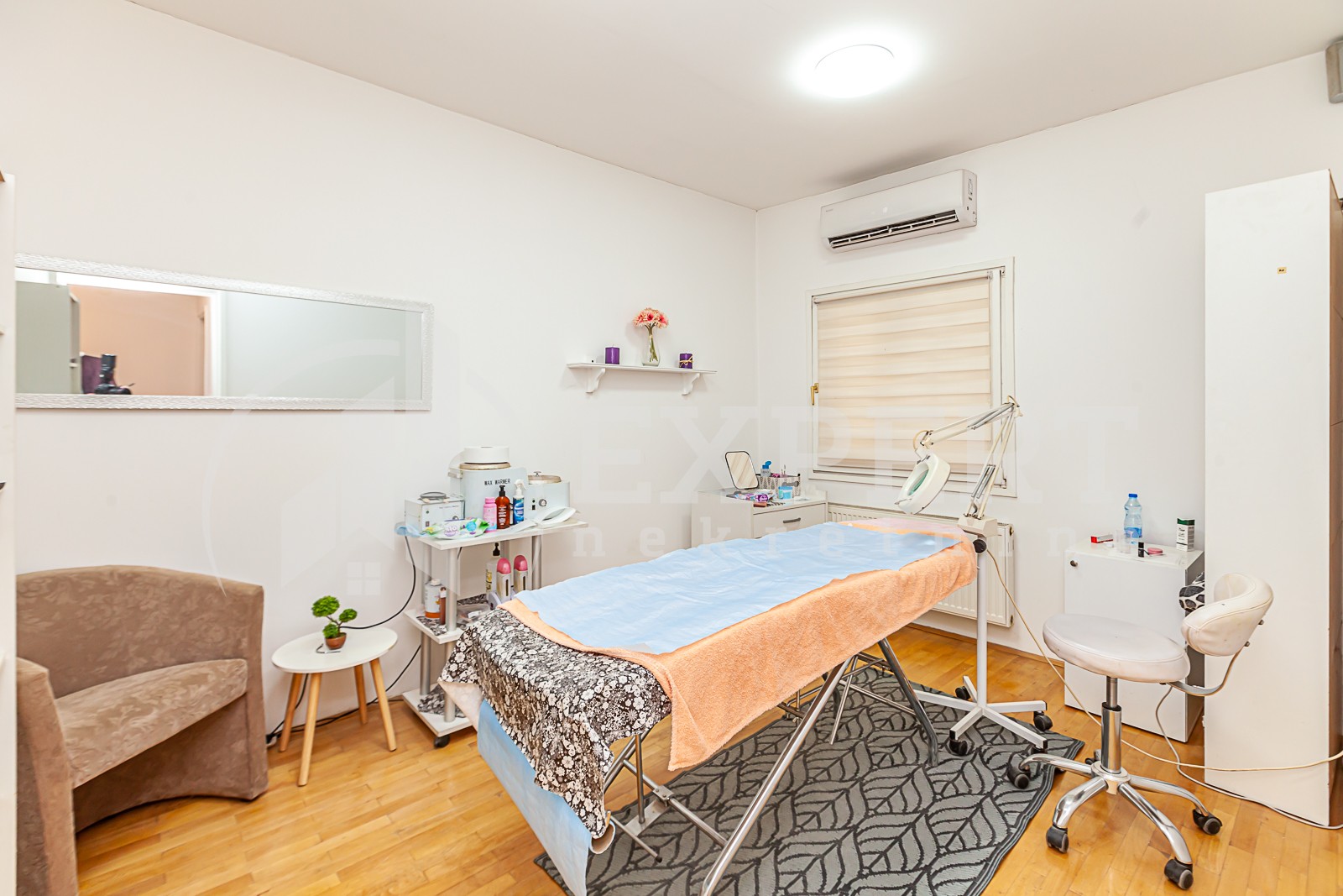 Lokal, 125 m2, Čair, Cara Dušana ID: i-011057 13