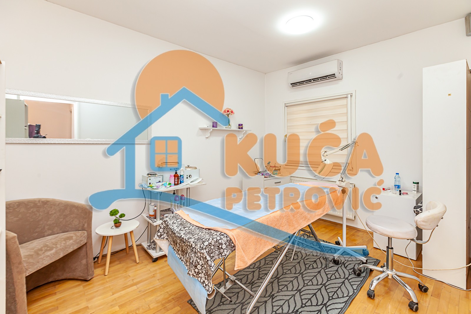 Lokal, 125 m2, Čair, Cara Dušana ID: i-011057 13