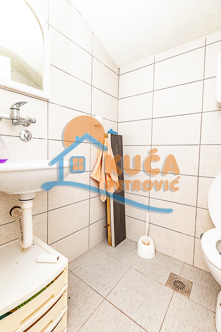 Lokal, 125 m2, Čair, Cara Dušana ID: i-011057 15