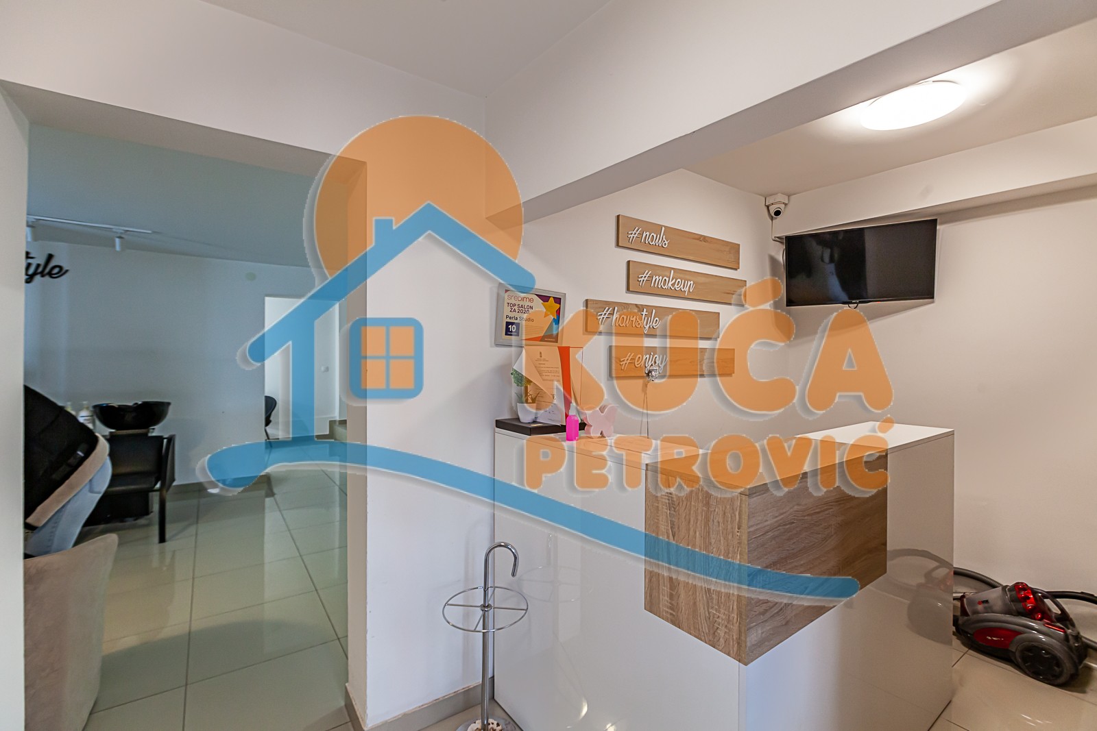 Lokal, 125 m2, Čair, Cara Dušana ID: i-011057 1