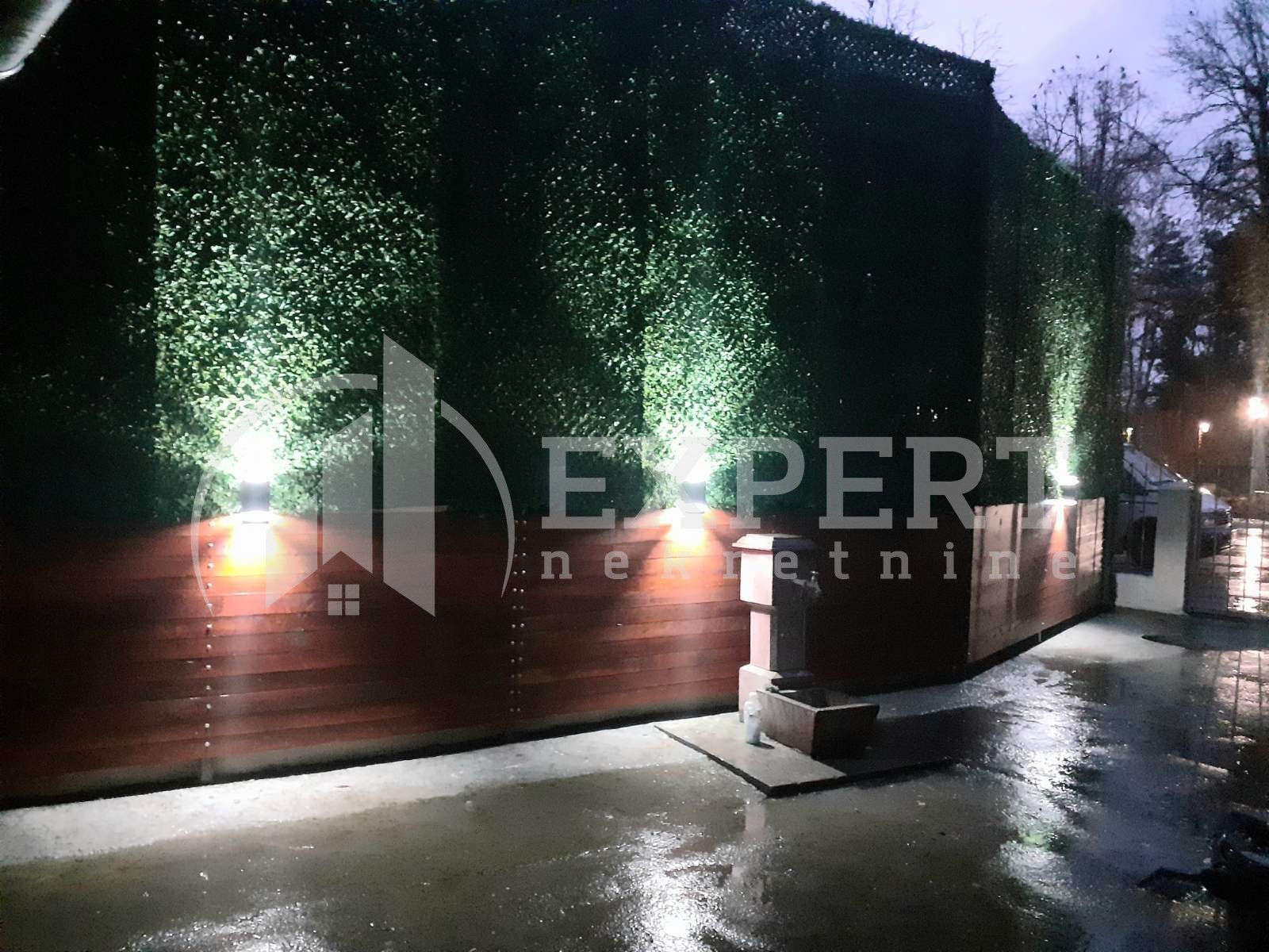 Lokal, 130 m2, Vojvode Momčila ID: i-06819 14