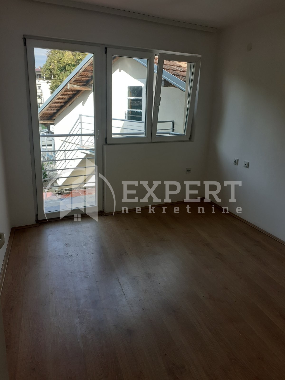 Lokal, 130 m2, Vojvode Momčila ID: i-06819 4