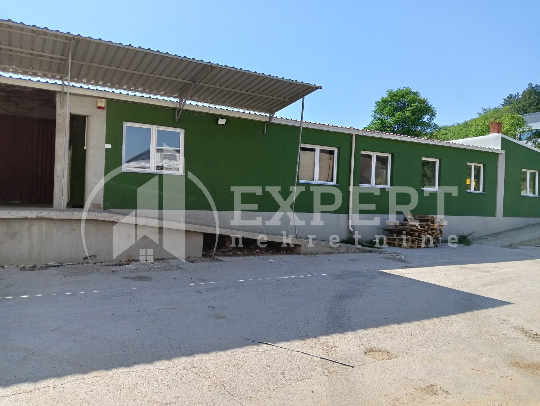 Lokal, 1420 m2, Trošarina, Bulevar svetog cara ID: i-06692 13