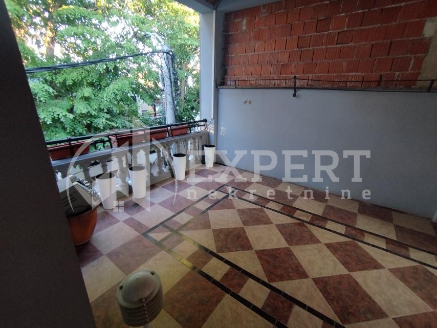 Lokal, 150 m2, Centar, Lole Ribara ID: i-08209 13