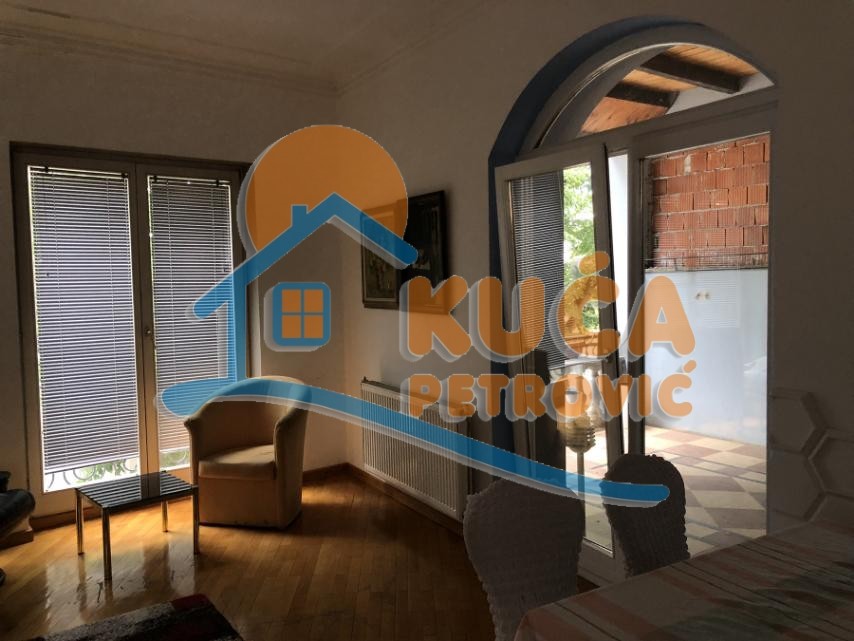 Lokal, 150 m2, Centar, Lole Ribara ID: i-08209 2