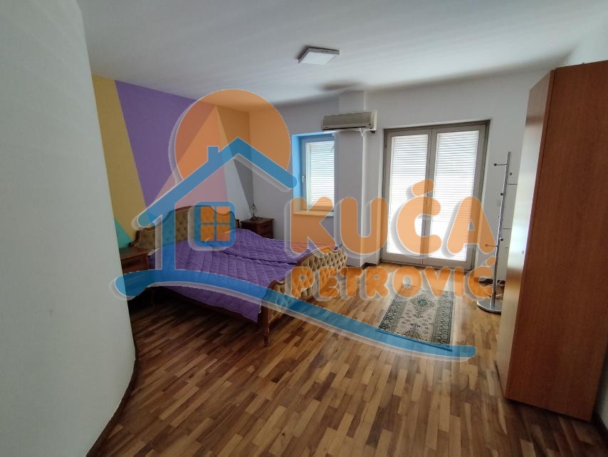 Lokal, 150 m2, Centar, Lole Ribara ID: i-08209 6