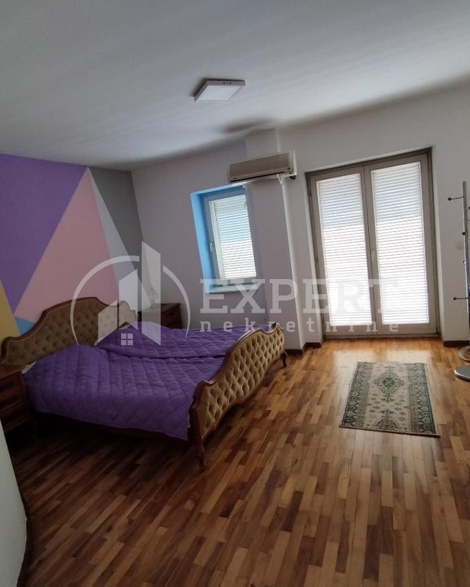 Lokal, 150 m2, Centar, Lole Ribara ID: i-08209 5