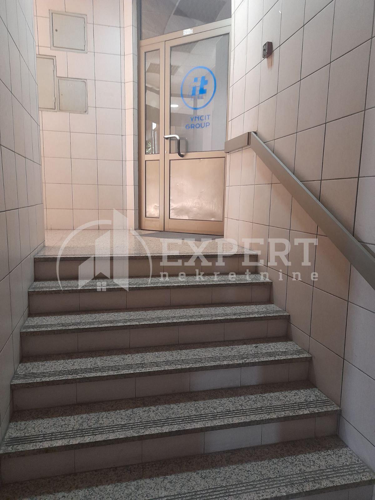 Lokal, 156 m2, Centar, Cara Dušana ID: p-07294 2