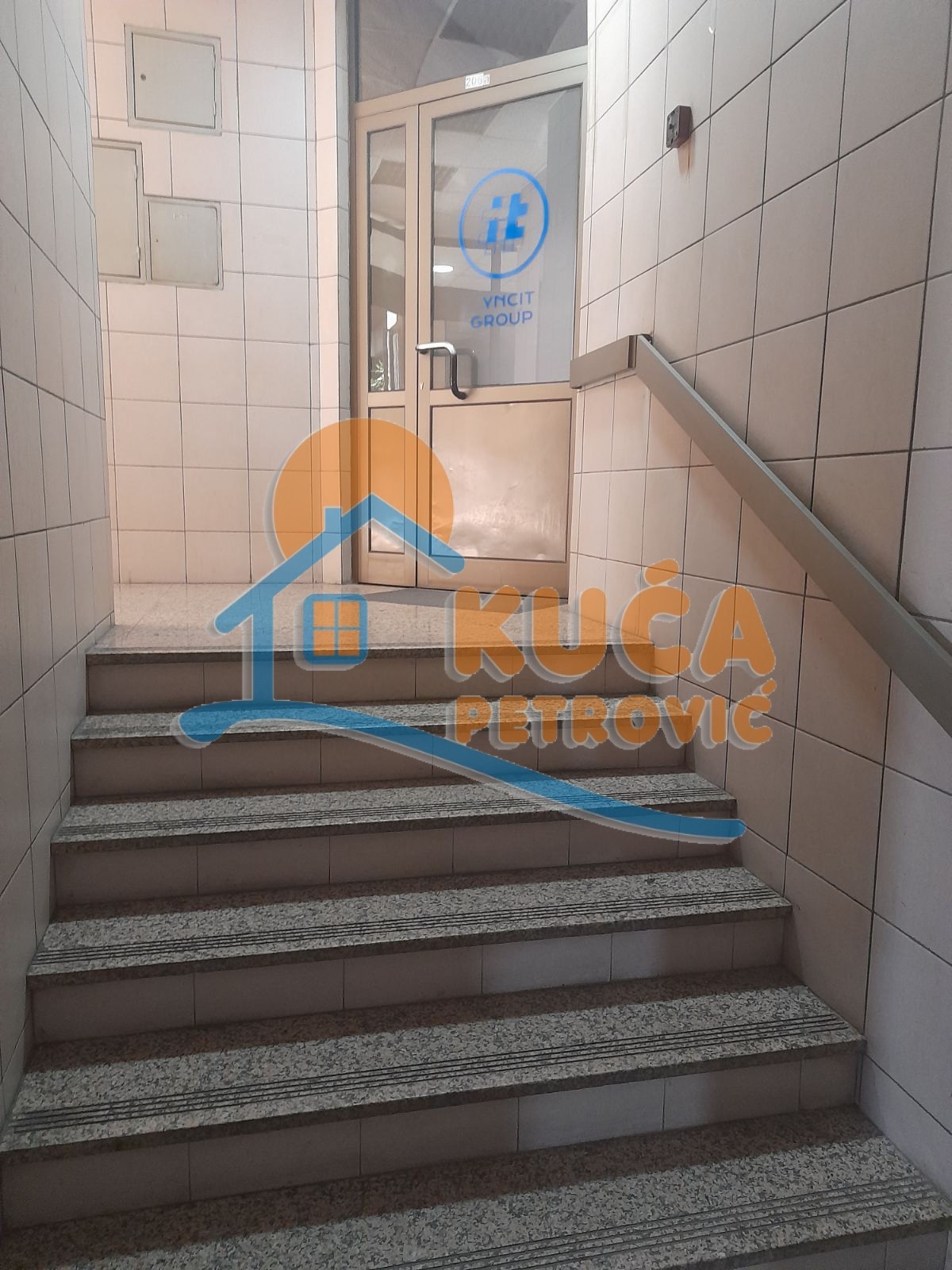 Lokal, 156 m2, Centar, Cara Dušana ID: p-07294 2