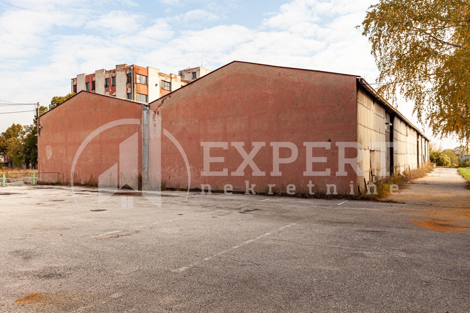 Lokal, 1560 m2, Mramorsko Brdo, Topličkog partizanskog odreda ID: i-09667 2