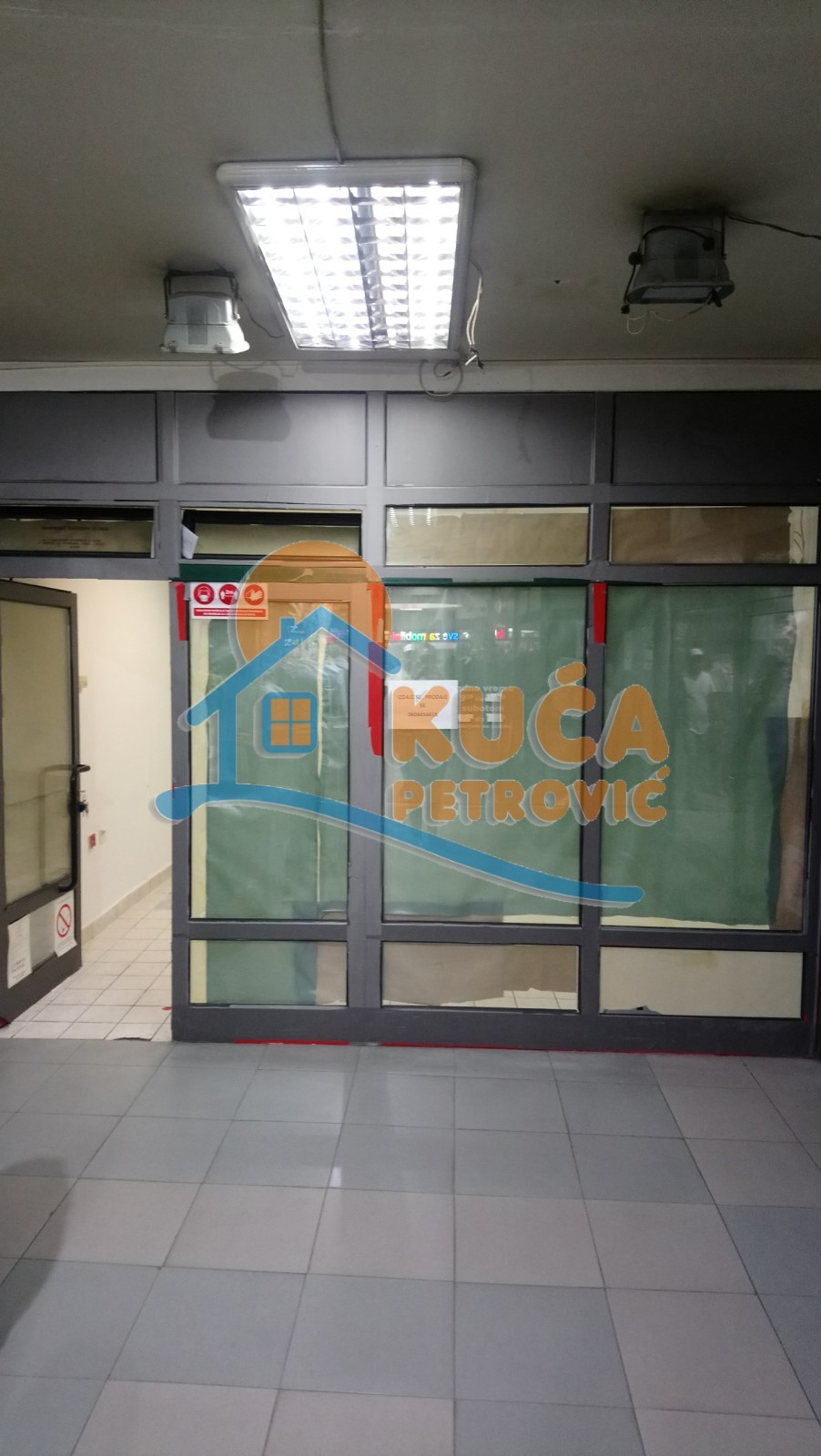 Lokal, 16 m2, Centar, Obrenovićeva ID: p-07994 2