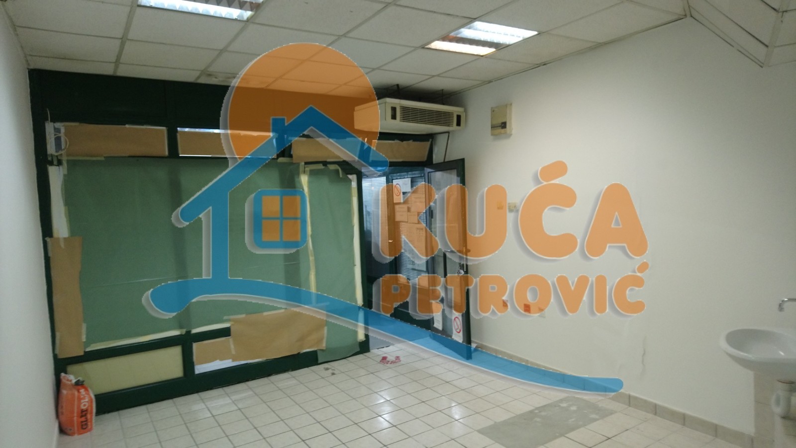 Lokal, 16 m2, Centar, Obrenovićeva ID: p-07994 4