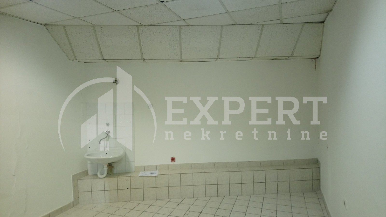 Lokal, 16 m2, Centar, Obrenovićeva ID: p-07994 8