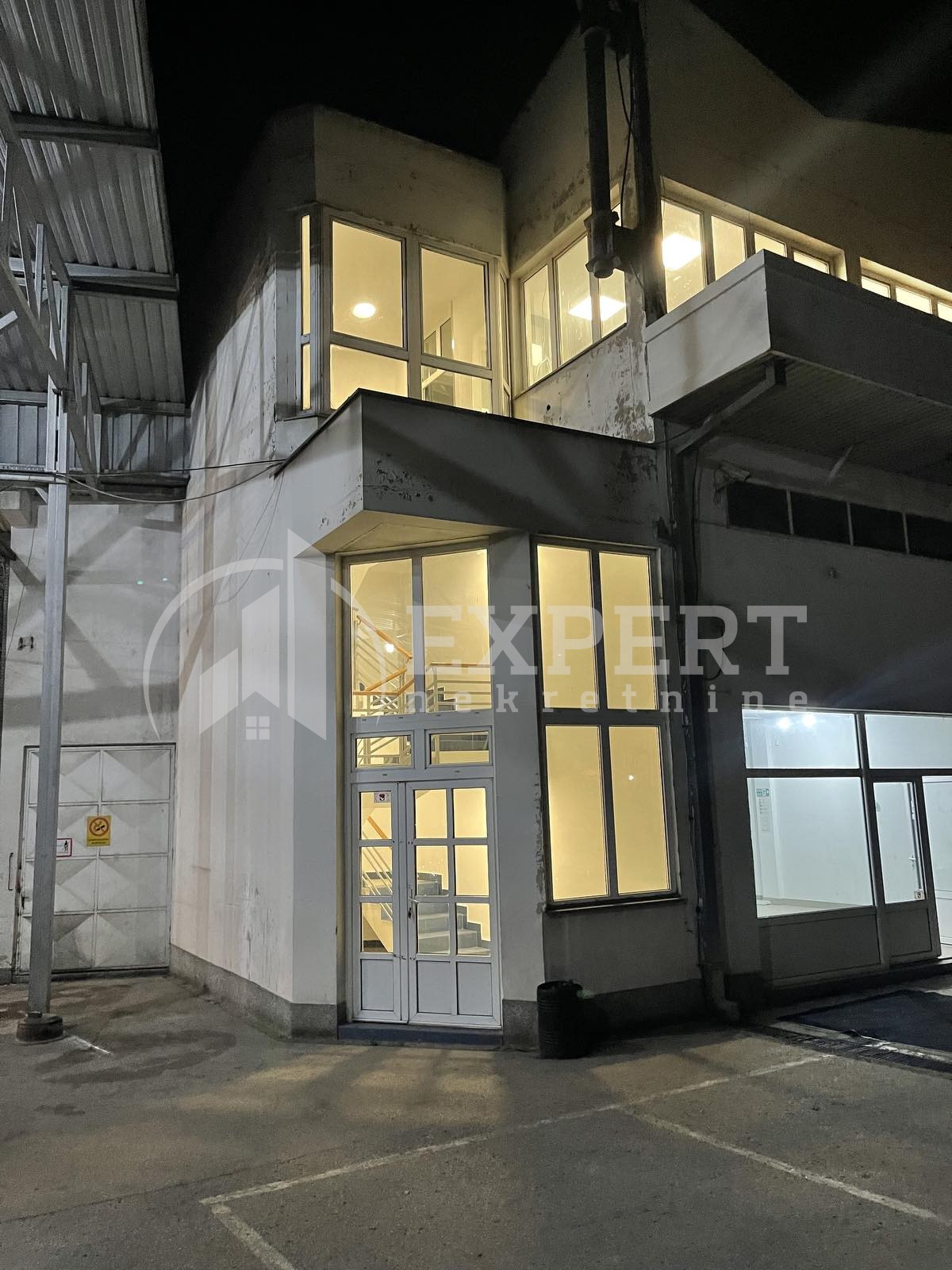 Lokal, 200 m2, Čamurlija, Bulevar Nikole Tesle ID: i-06316 11