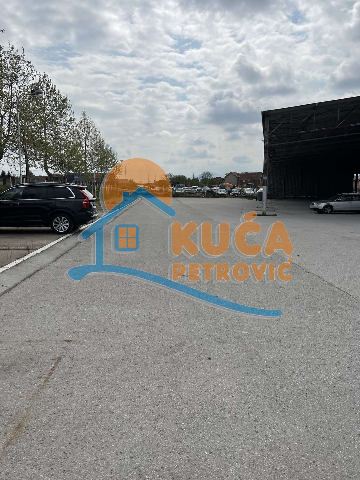 Lokal, 200 m2, Čamurlija, Bulevar Nikole Tesle ID: i-06316 16