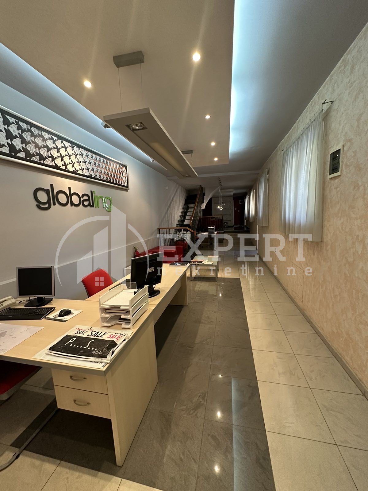 Lokal, 200 m2, Centar, Jeronimova ID: i-09200 6