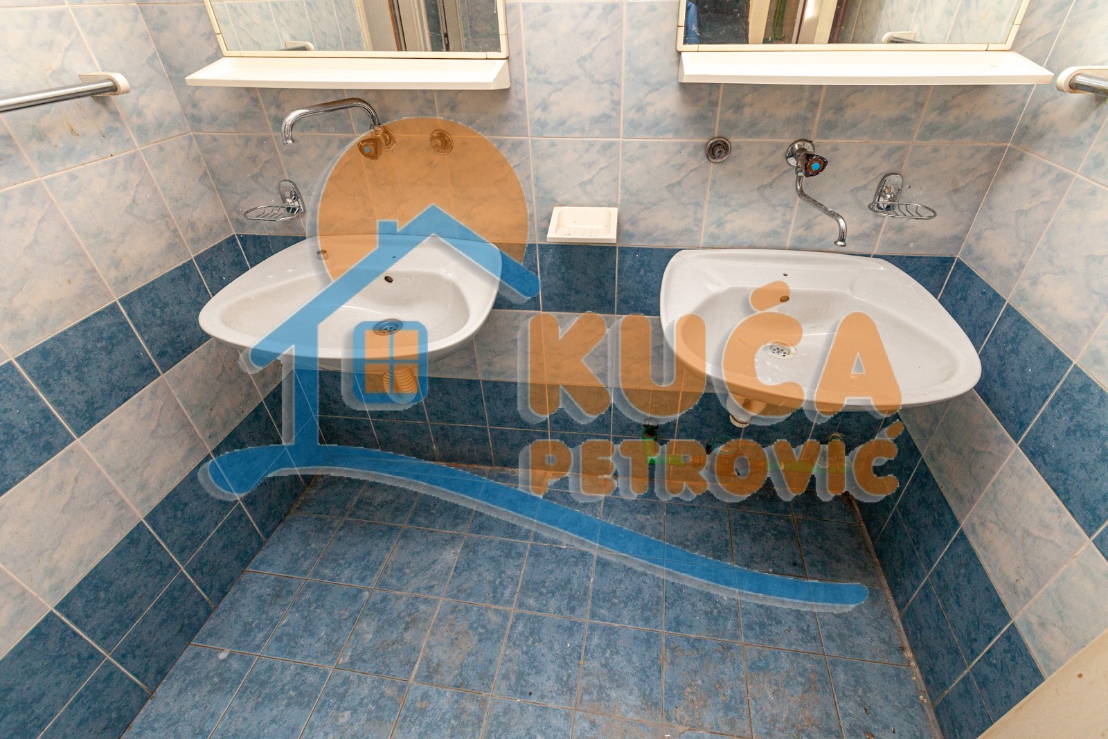Lokal, 200 m2, Centar, Obrenovićeva ID: i-04431 9