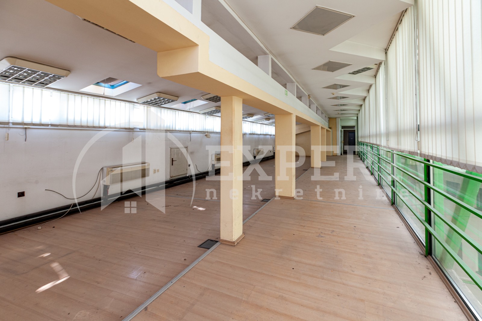 Lokal, 200 m2, Centar, Obrenovićeva ID: i-04431 2