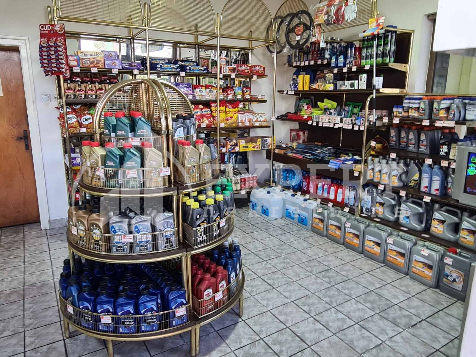 Lokal, 208 m2, Radetova ID: p-09480 1