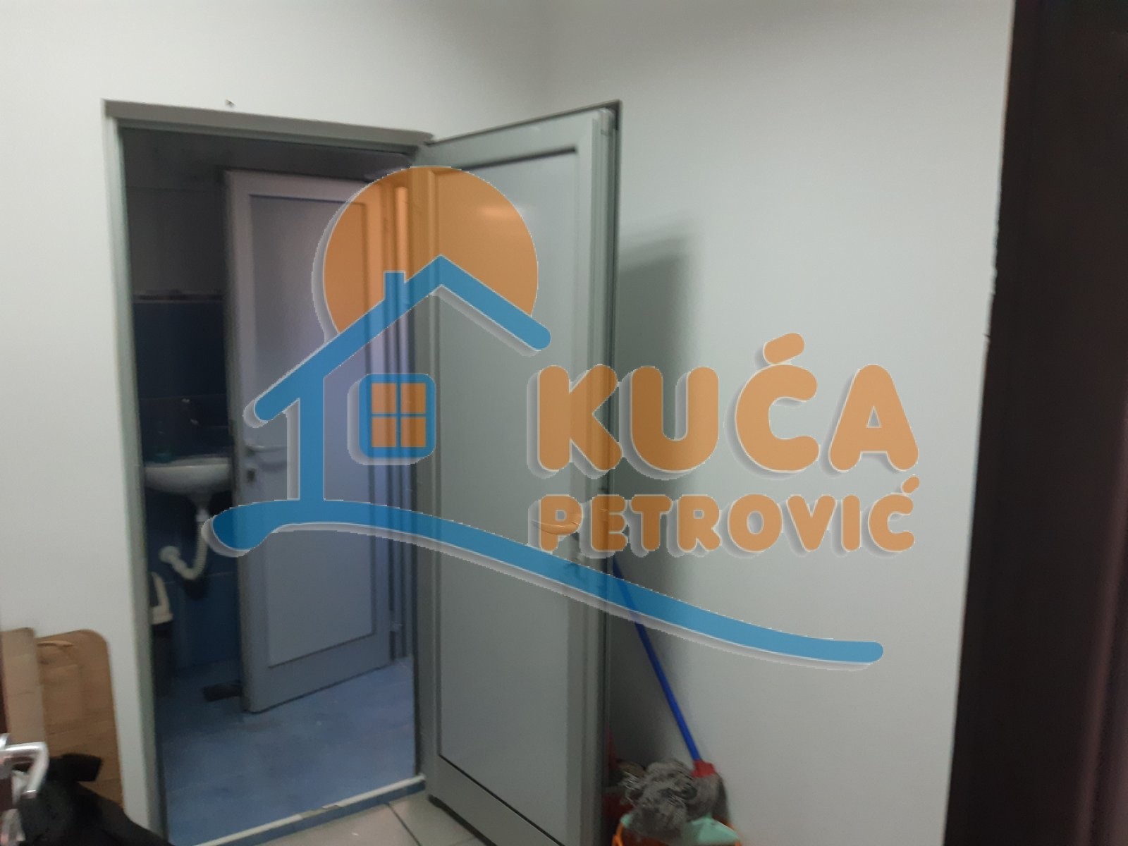 Lokal, 212 m2, Donja Vrežina, Knjaževačka ID: i-06784 6