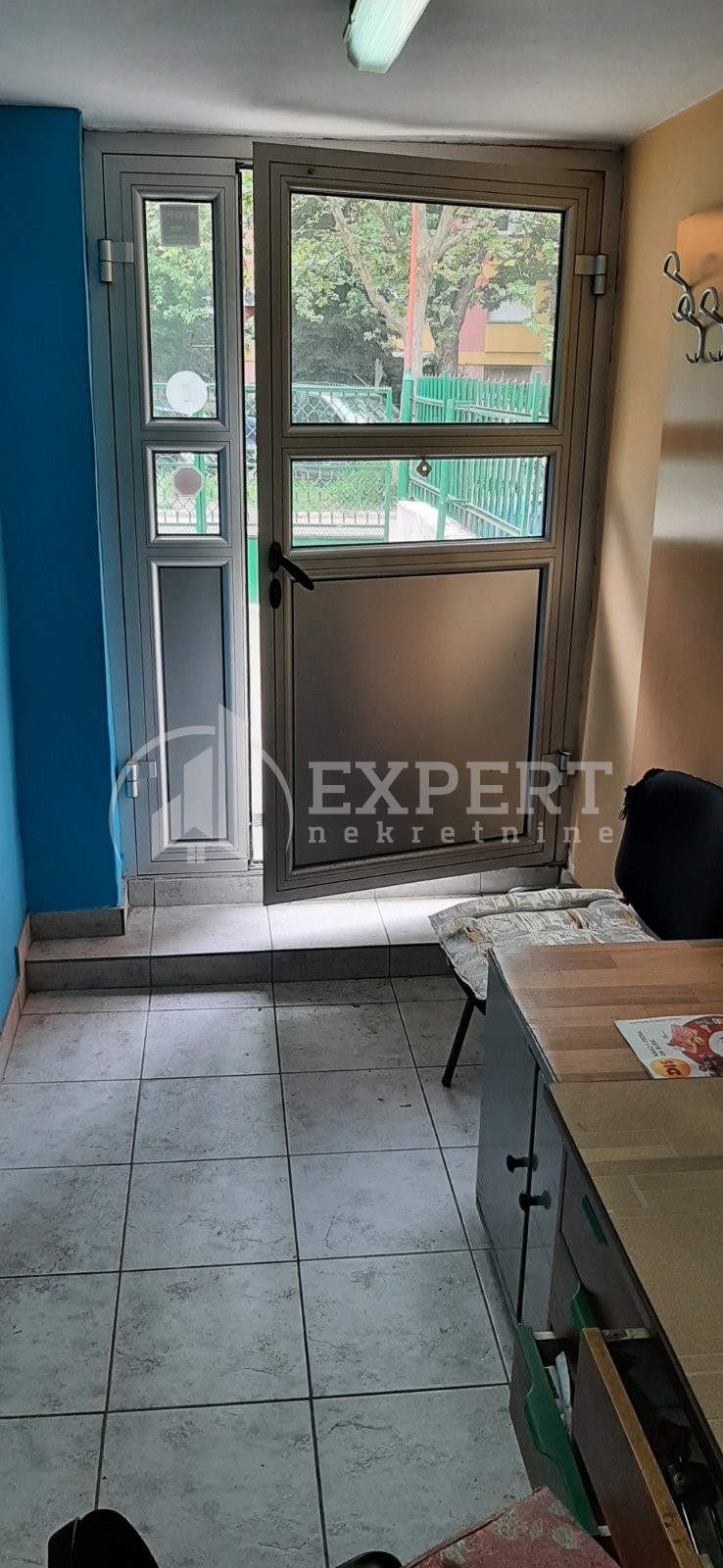 Lokal, 22 m2, Vojna bolnica, Radnih brigada ID: i-08835 4