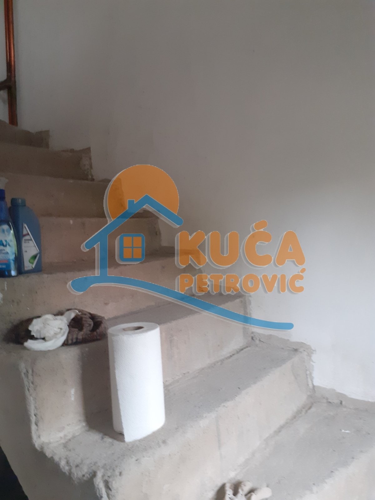 Lokal, 250 m2, Durlan, Matejevački put ID: i-04334 8