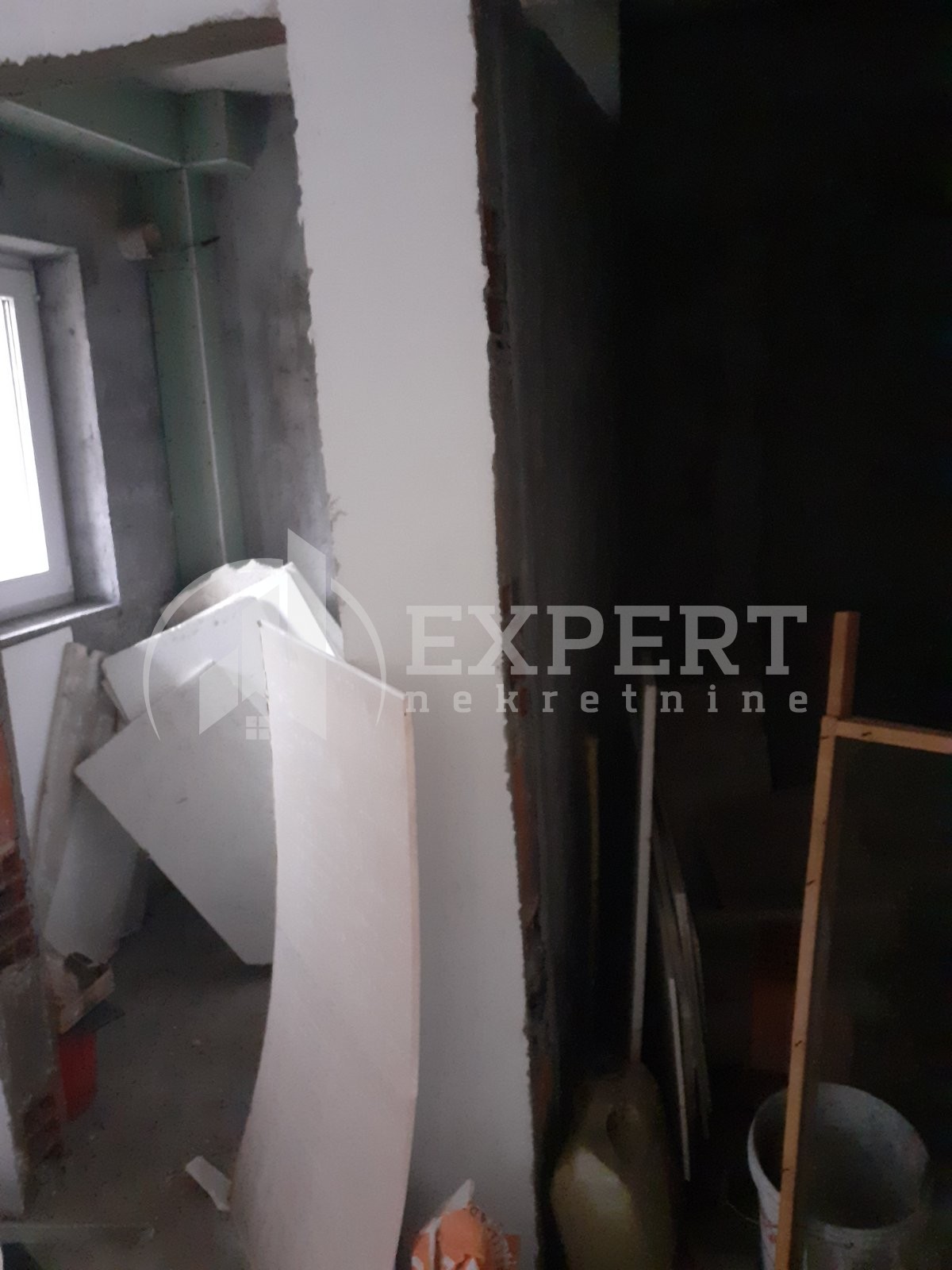 Lokal, 250 m2, Durlan, Matejevački put ID: i-04334 6