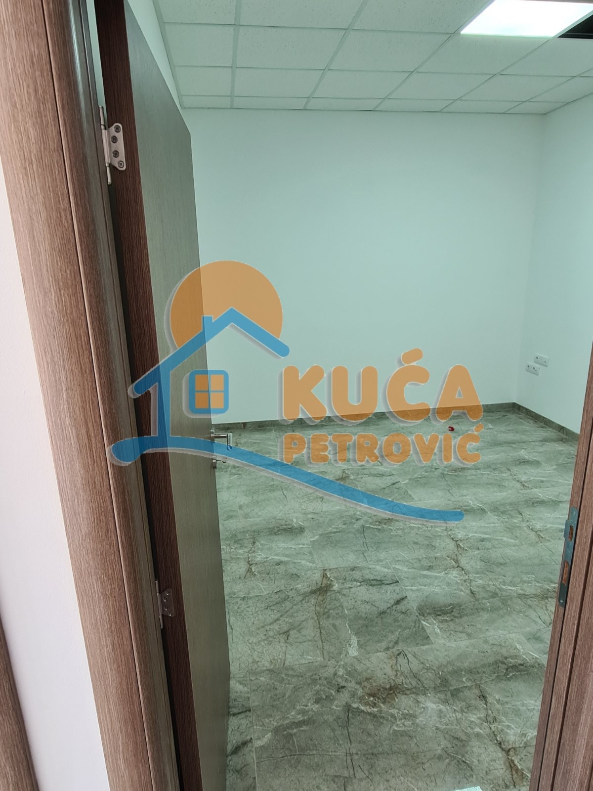 Lokal, 250 m2, Dušana Trifunca ID: i-09382 9