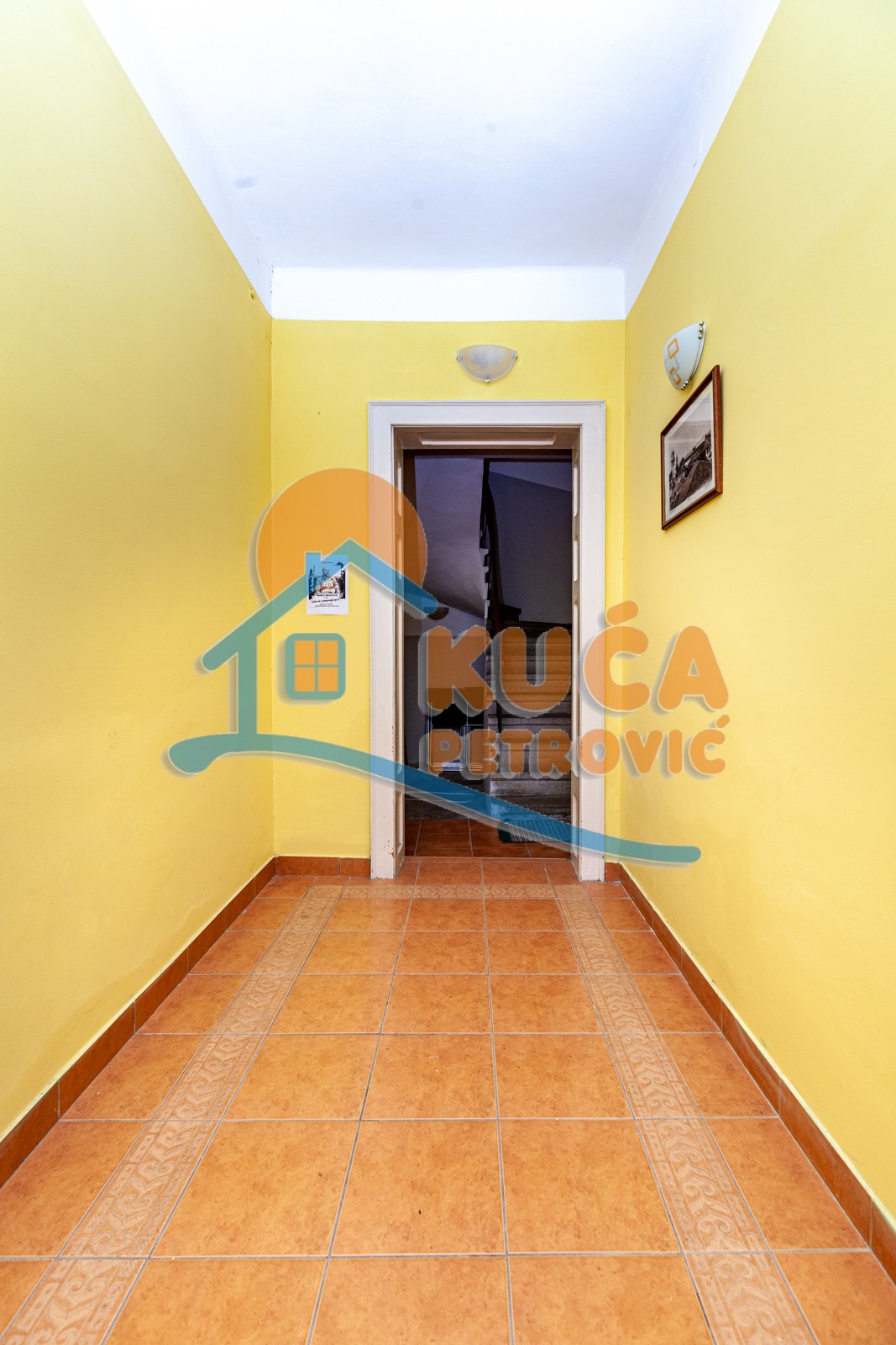 Lokal, 250 m2, Filozofski fakultet, Prvomajska ID: i-03801 12