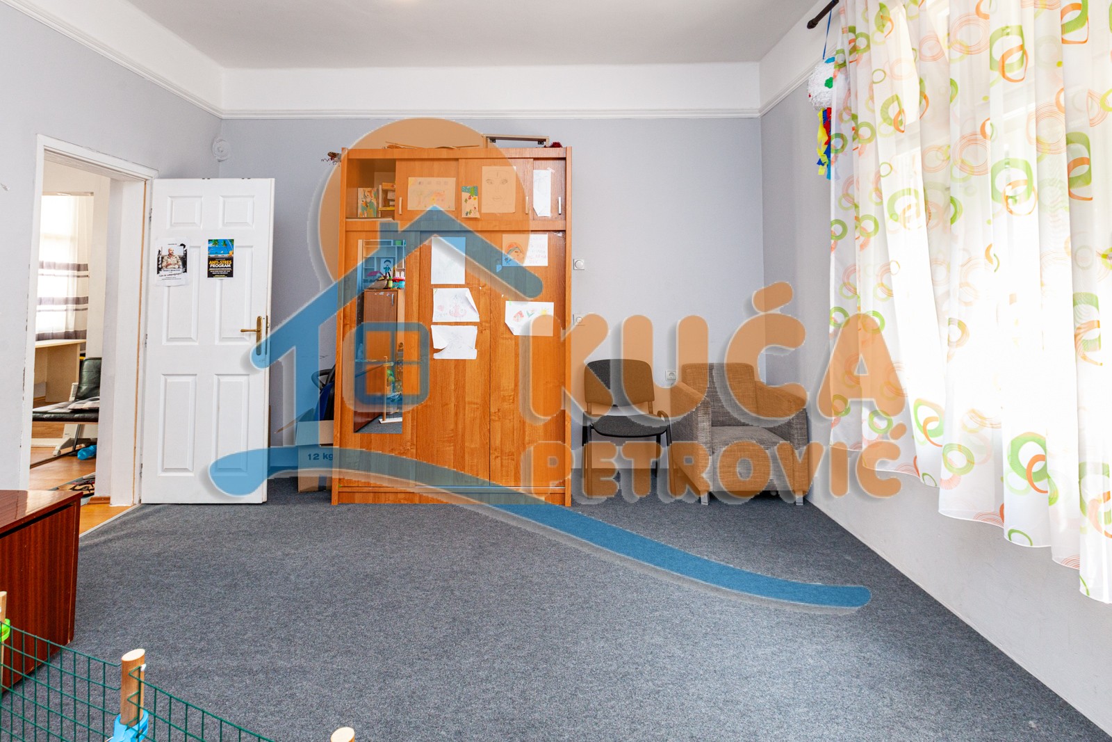 Lokal, 250 m2, Filozofski fakultet, Prvomajska ID: i-03801 7