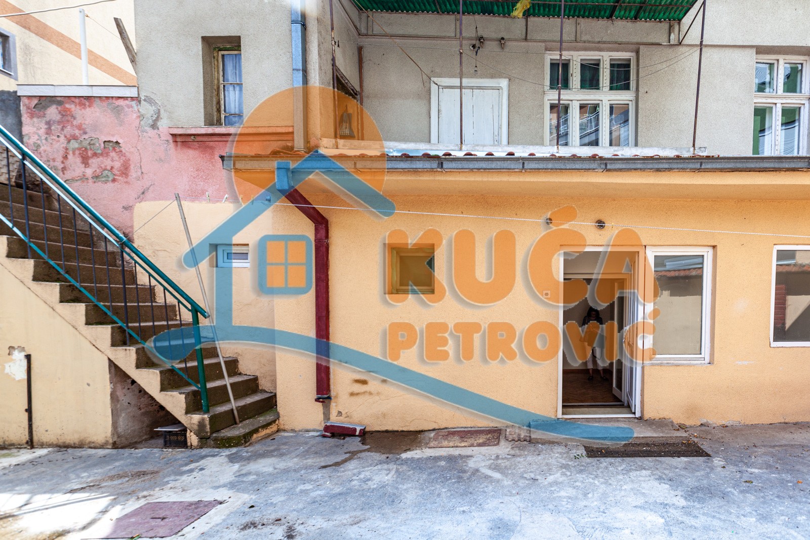 Lokal, 250 m2, Filozofski fakultet, Prvomajska ID: i-03801 27