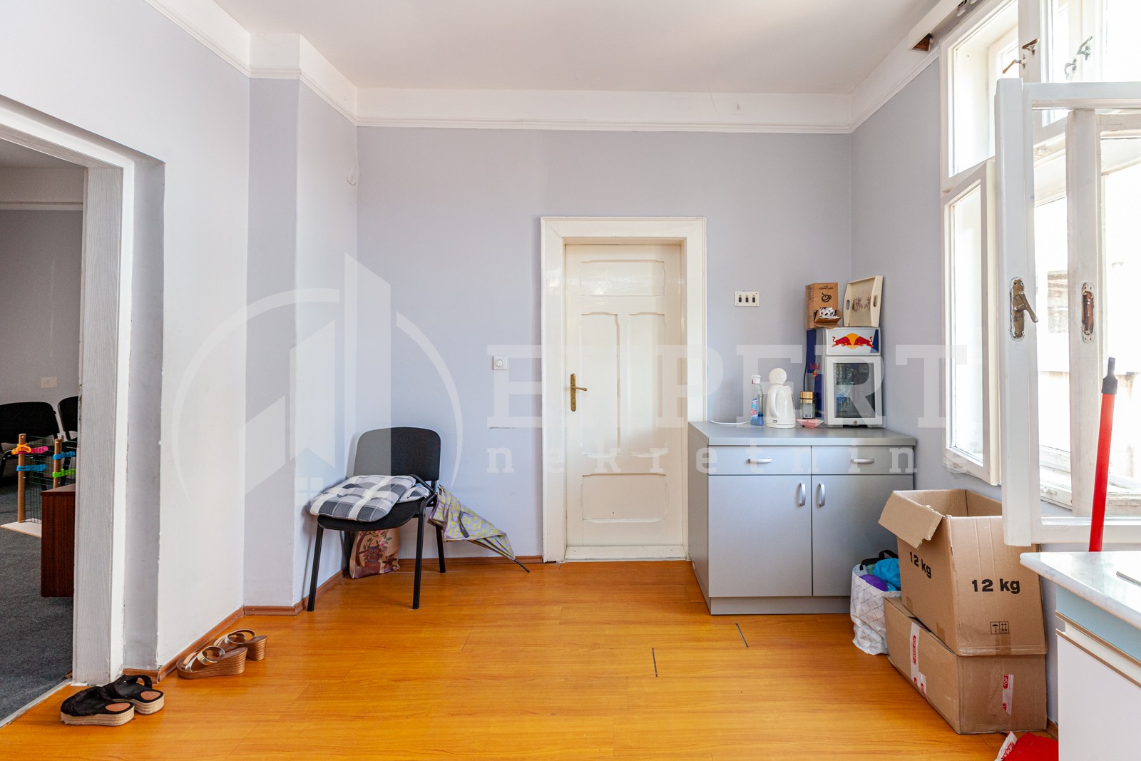 Lokal, 250 m2, Filozofski fakultet, Prvomajska ID: i-03801 5