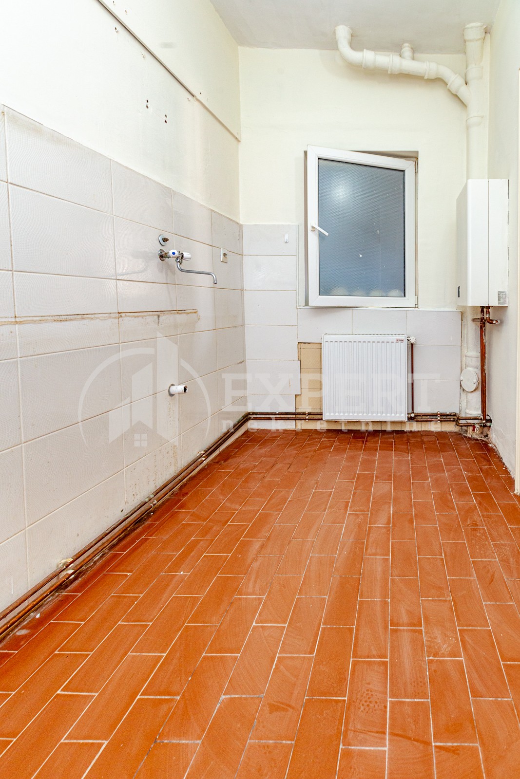 Lokal, 250 m2, Filozofski fakultet, Prvomajska ID: i-03801 23