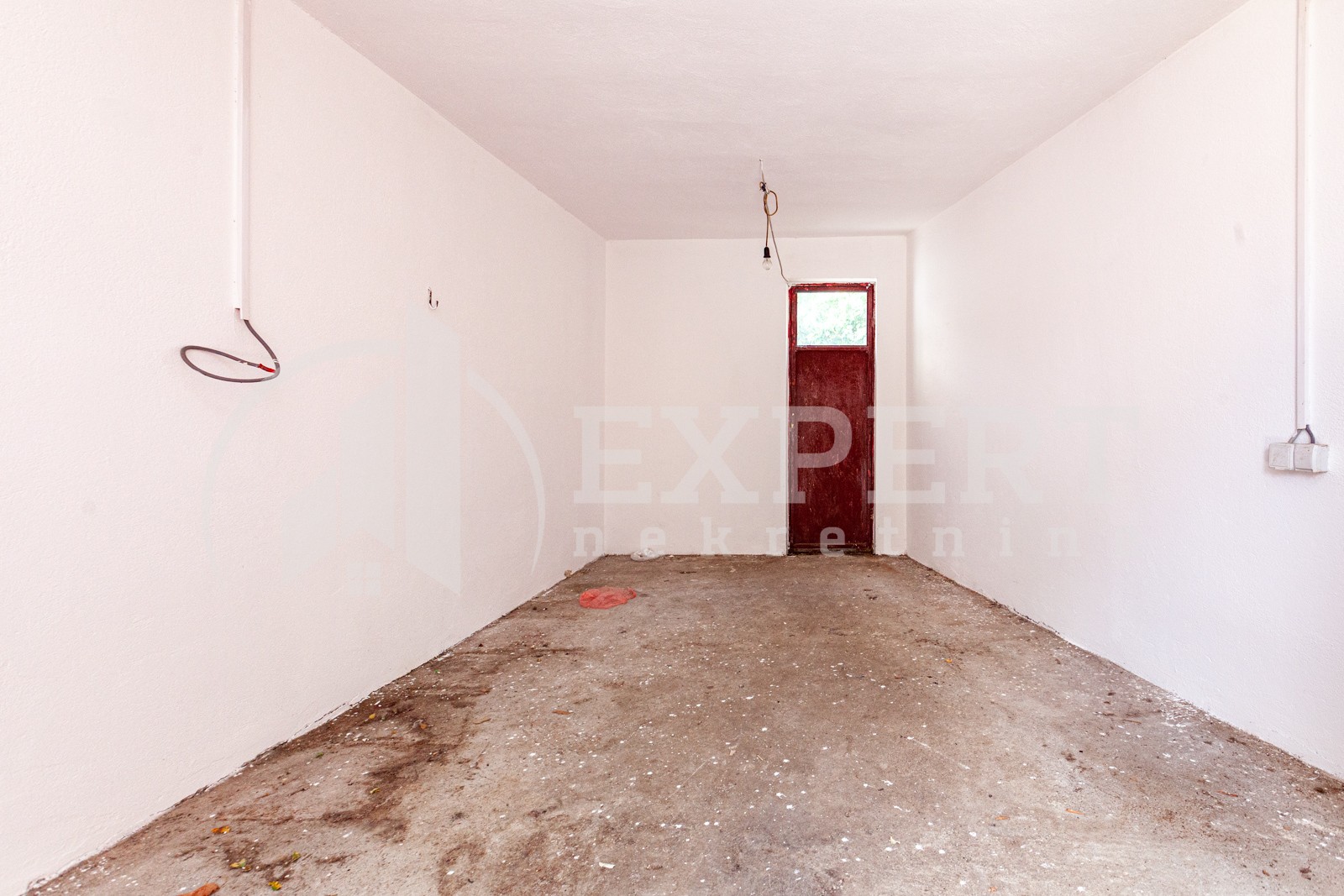 Lokal, 250 m2, Filozofski fakultet, Prvomajska ID: i-03801 24