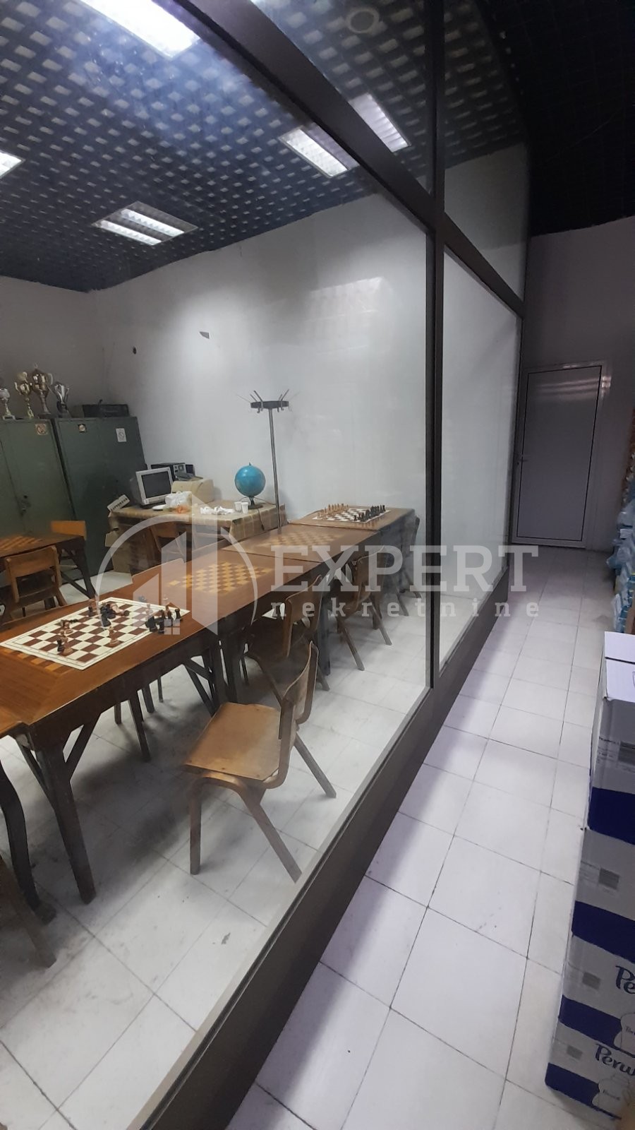 Lokal, 28 m2, Hadžićeva ID: p-07292 2