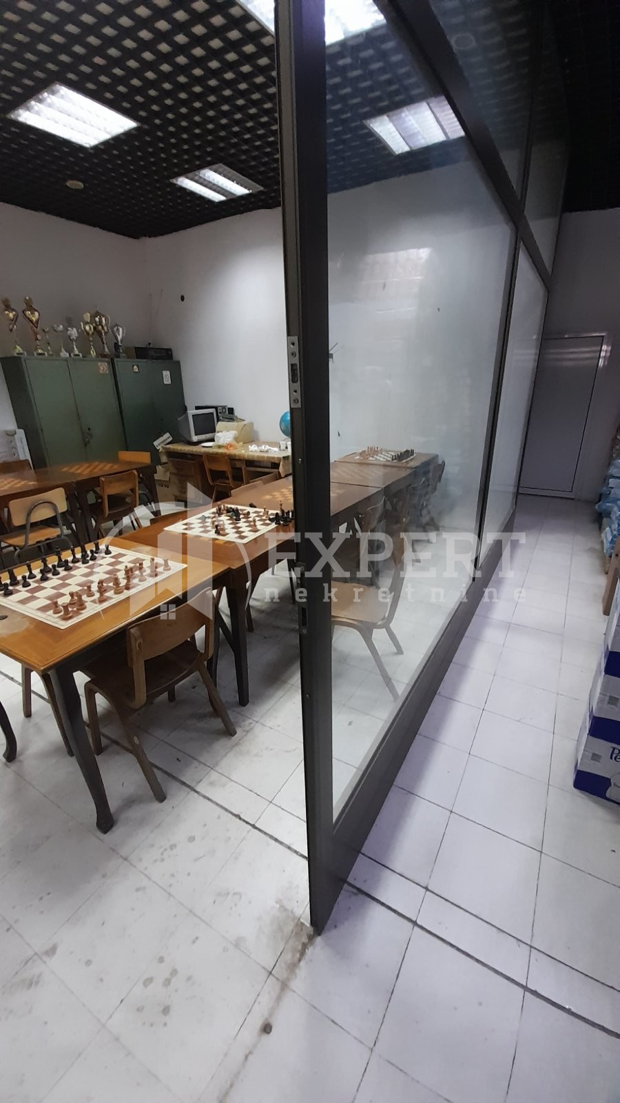 Lokal, 28 m2, Hadžićeva ID: p-07292 3