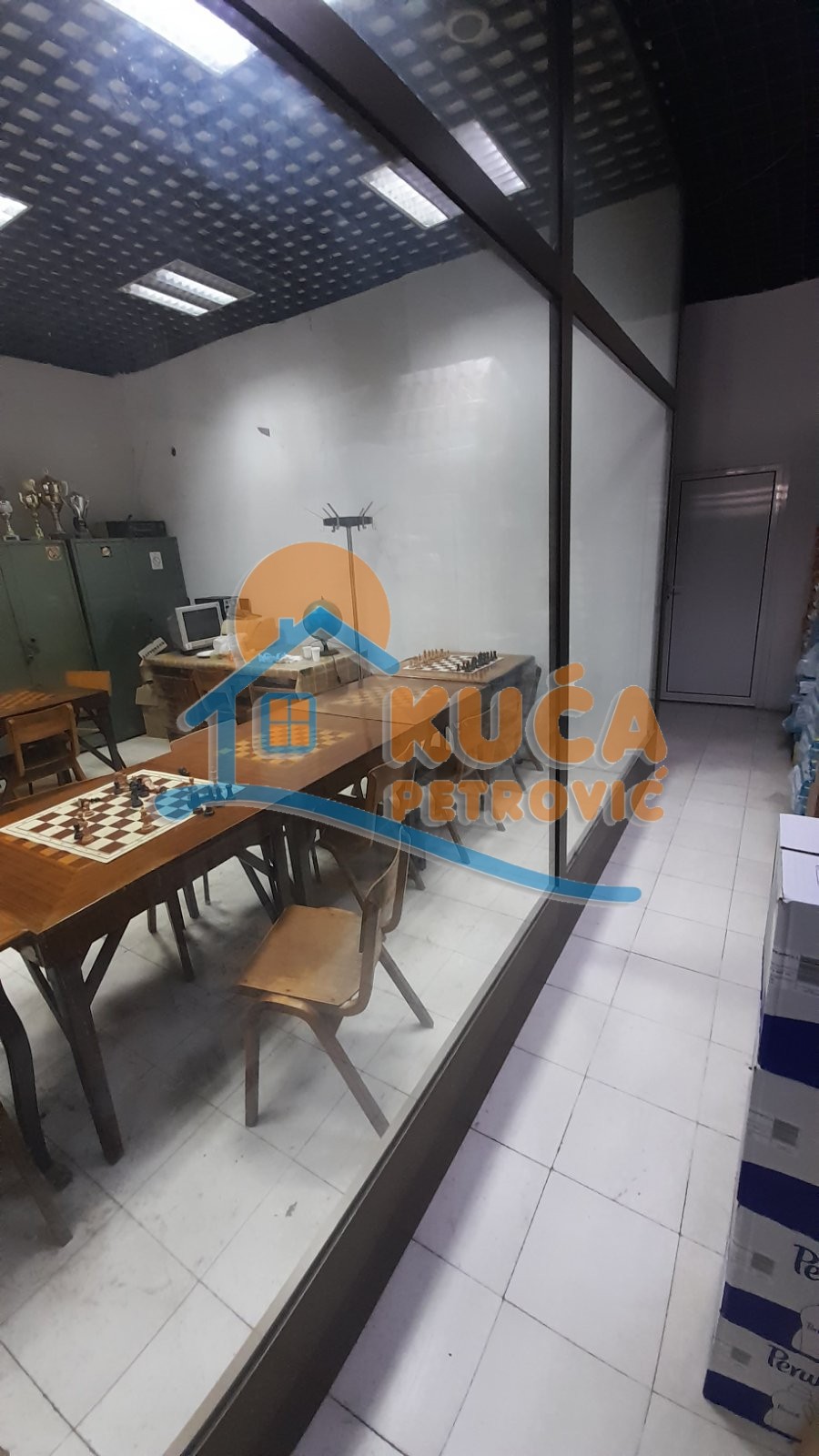 Lokal, 28 m2, Hadžićeva ID: p-07292 2