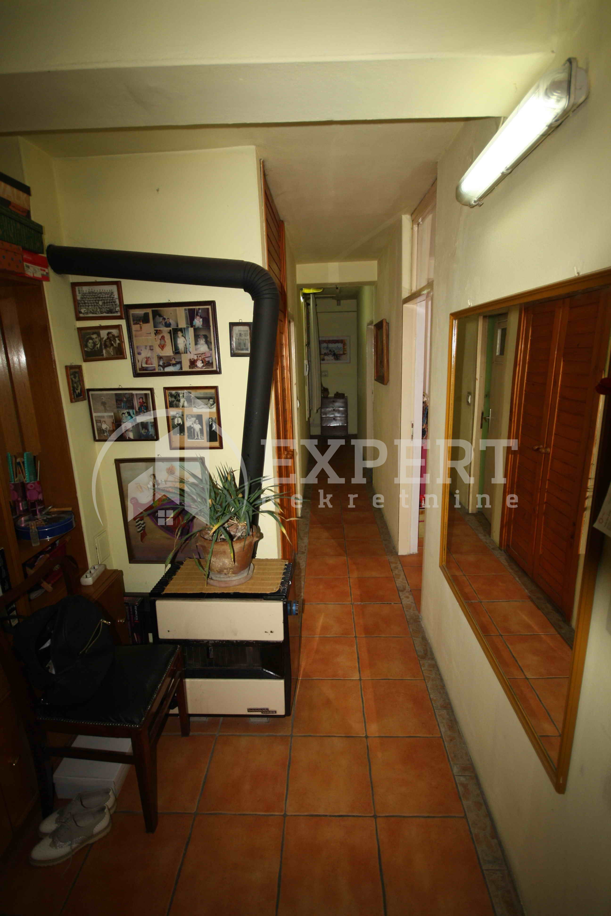 Lokal, 280 m2, Bulevar Nemanjića, Svetosavska ID: p-02001 15