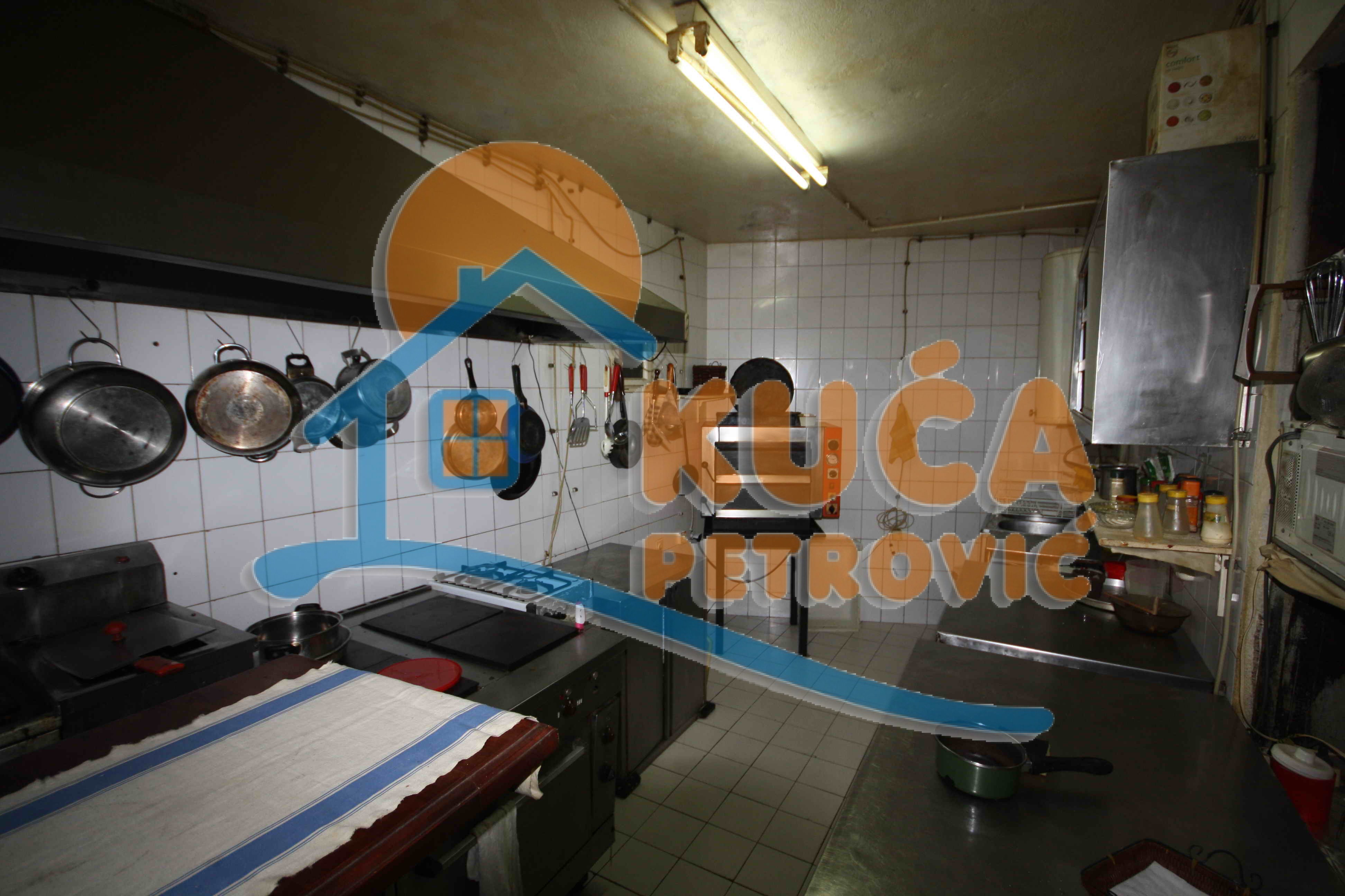 Lokal, 280 m2, Bulevar Nemanjića, Svetosavska ID: p-02001 7