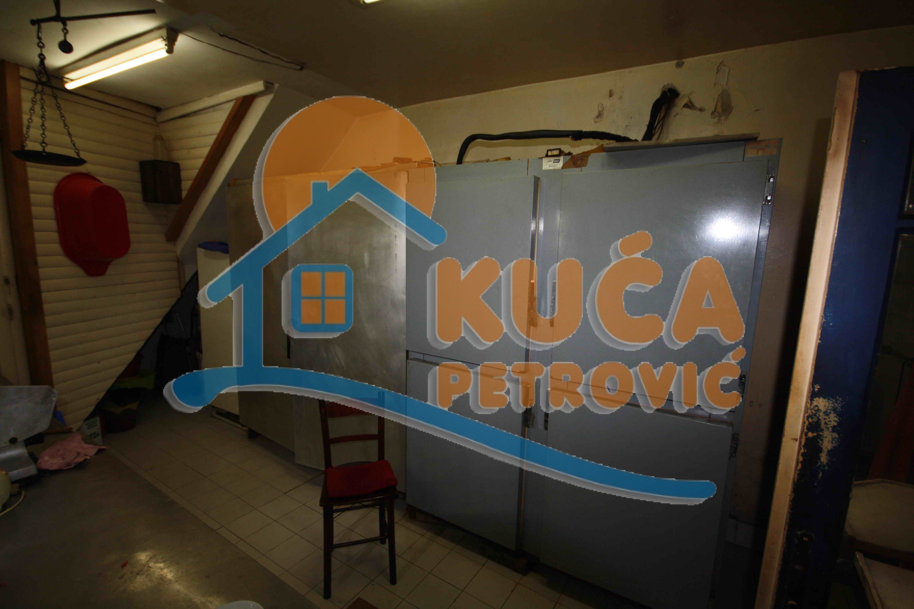 Lokal, 280 m2, Bulevar Nemanjića, Svetosavska ID: p-02001 8