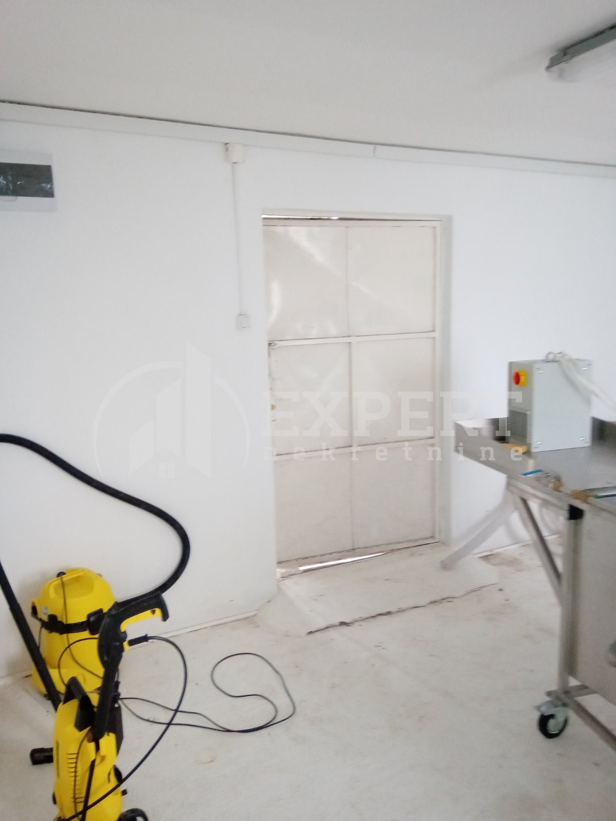 Lokal, 327 m2, Vrtište, Beogradska ID: p-03630 6