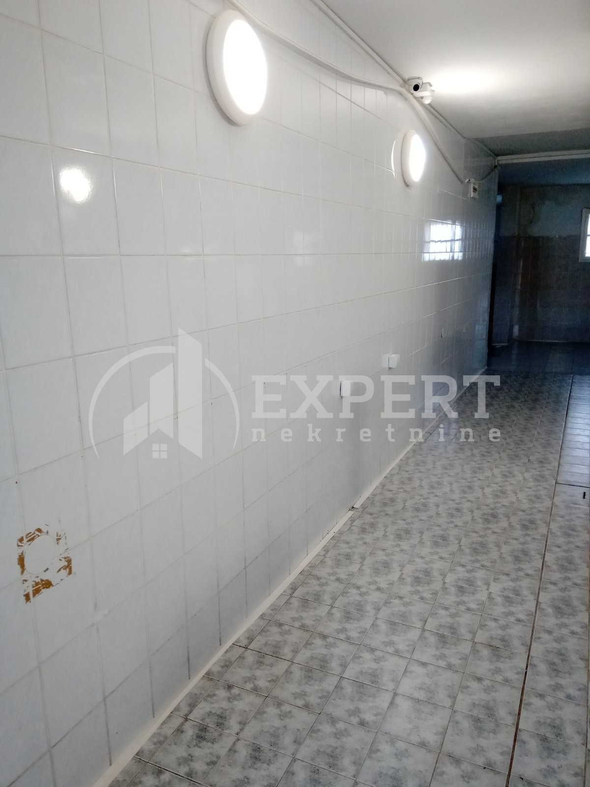 Lokal, 327 m2, Vrtište, Beogradska ID: p-03630 8